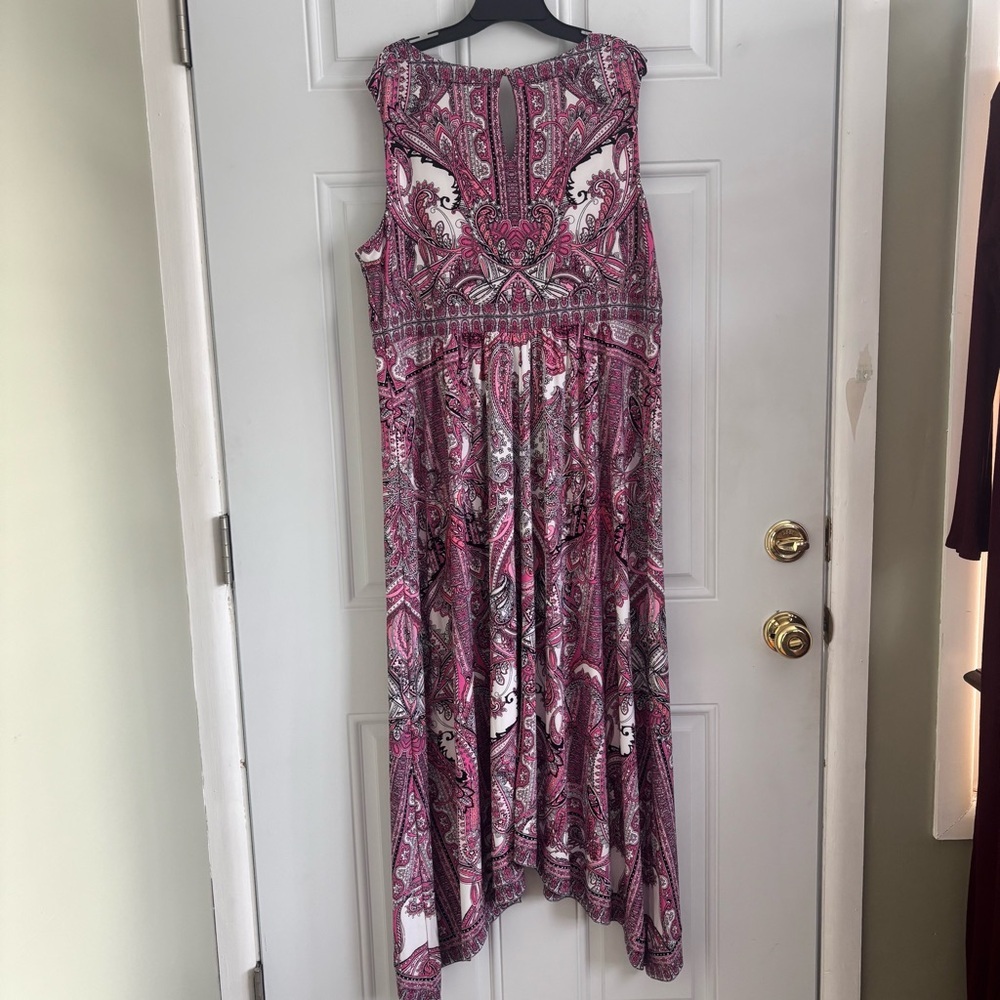 NWT INC Int. Concepts Sleeveless Pink/White Paisley Print Maxi Dress, Size 2X - Picture 7 of 14